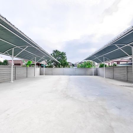 The Zai Apartment Ban Krathum Lom المظهر الخارجي الصورة
