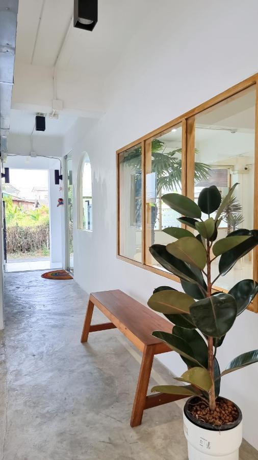 The Zai Apartment Ban Krathum Lom المظهر الخارجي الصورة